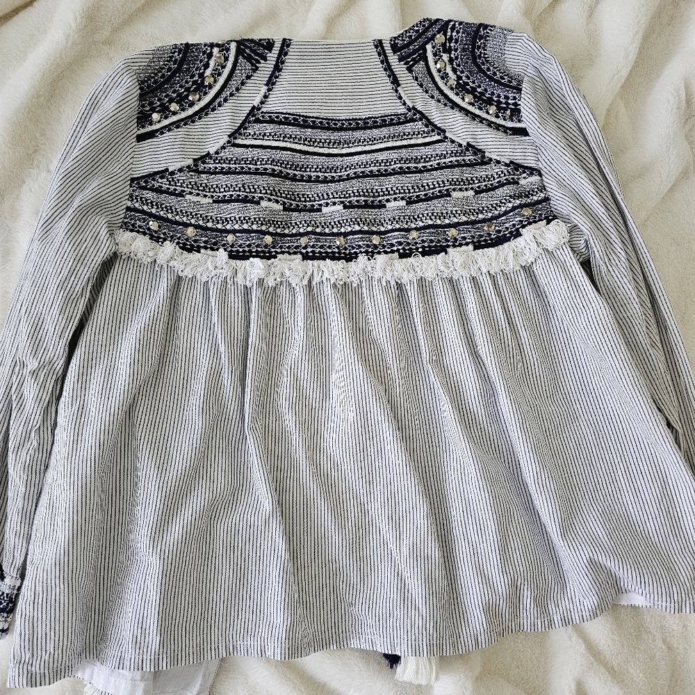 Embroidered Cardigan - Picture 4 of 6